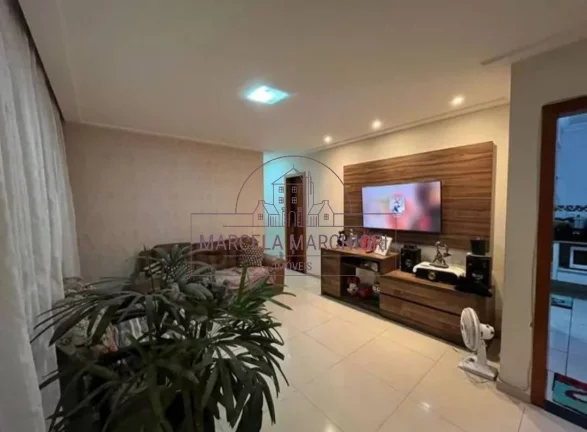 Imagem Apartamento 3 quartos, suíte, sol da manhã, reformado, porcelanato