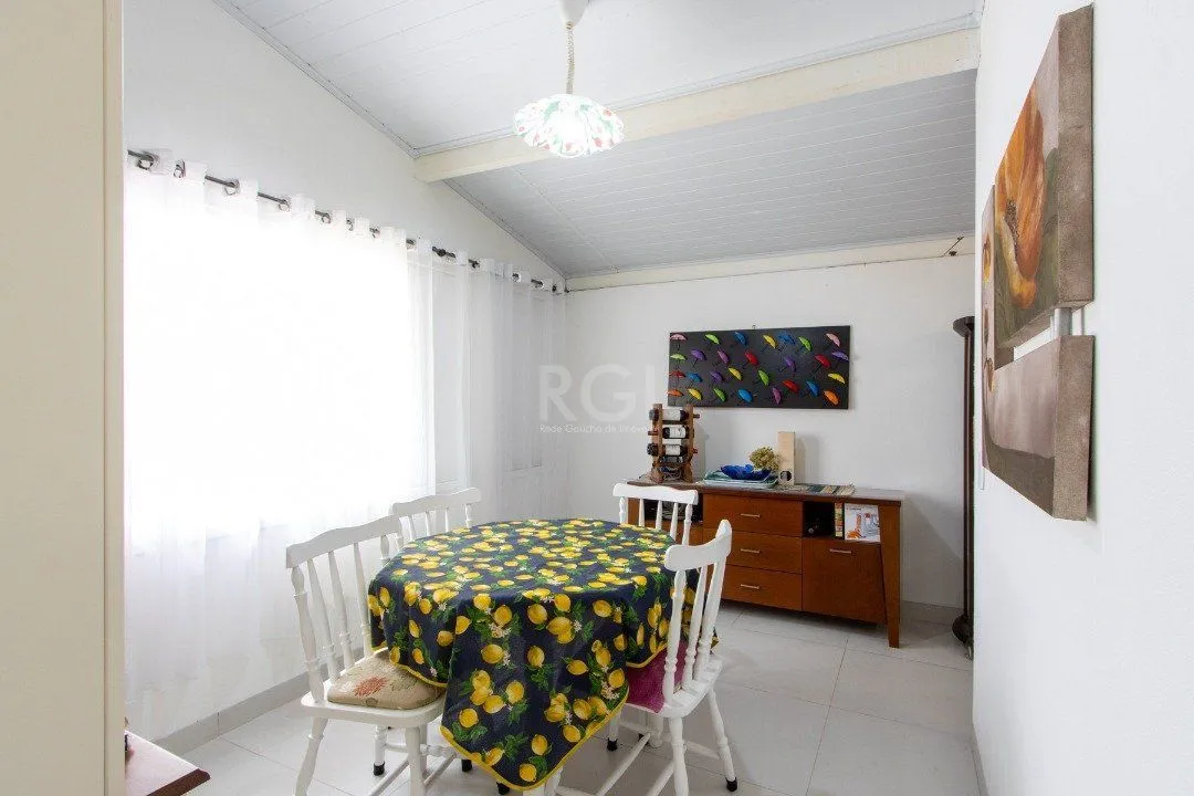 Imagem Casa para Venda - 180m², 3 dormitórios, sendo 1 suites, 2 vagas - Ipanema