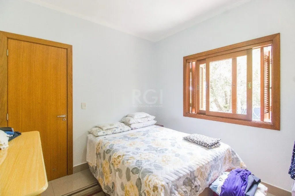 Imagem Casa para Venda - 380.83m², 5 dormitórios, sendo 1 suites, 2 vagas - Glória