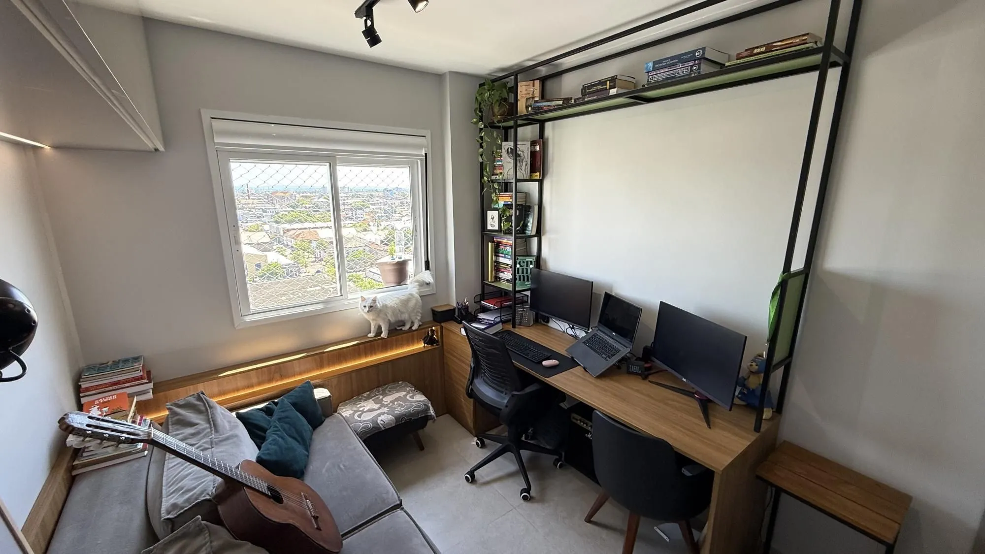 Imagem Apartamento 2 Quartos com Vaga à Venda na Av. Polônia - São Geraldo