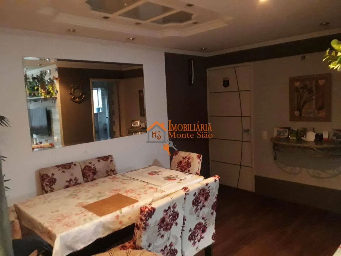 Imagem Apartamento com 3 dormitórios à venda, 70 m² por R$ 354.000,00 - Vila Leonor - Guarulhos/SP