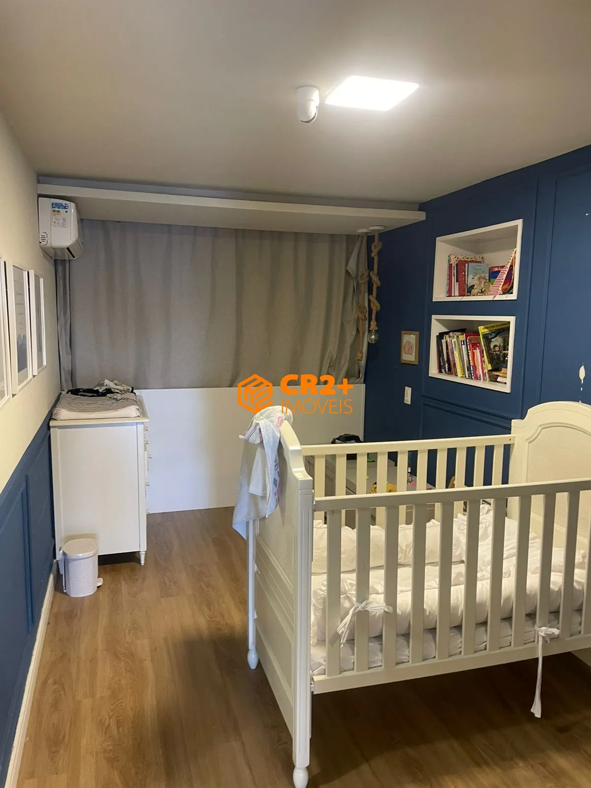 Imagem Vendo apartamento de luxo no Francisco Brenand - 4 suítes , 4 vagas, 200m²