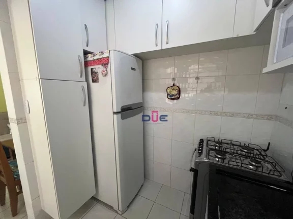 Imagem Apartamento com 2 dormitórios, em predinho na Rua Carlos Gomes, 1° andar lateral, à venda, 75 m² por R$ 350.000 - Marapé - Santos/SP