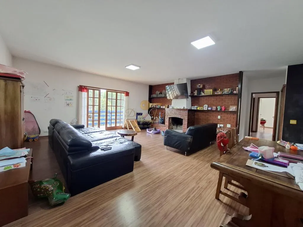 Foto do imóvel Casa para Venda em Teresópolis / RJ em Estrada José Gomes da Costa Júnior