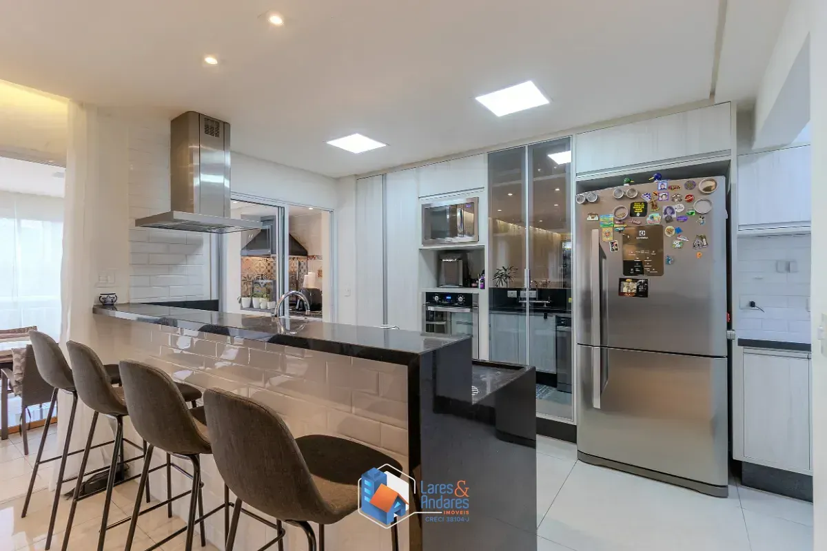 Imagem Apartamento para venda em Santo Amaro com 3 quartos, sendo 1 suíte, 130m²