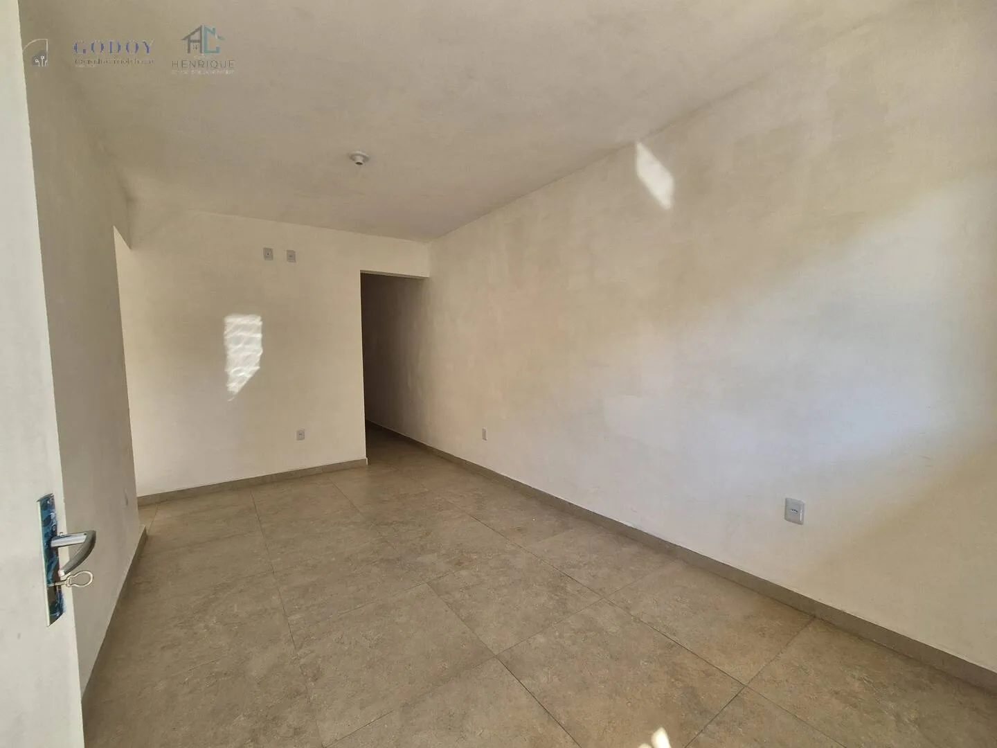 Imagem Casa Térrea com 3 Dormitórios sendo 1 suite em Condomínio Fechado
