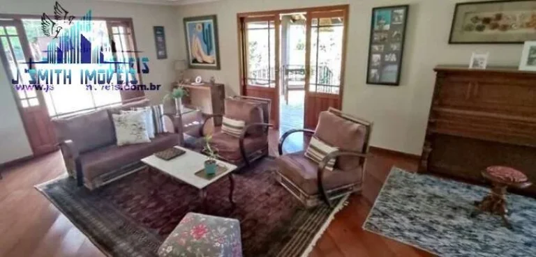 Imagem CASA 330m², TERRENO 1.500m². IMPECÁVEL E COM MUITO CHARME -