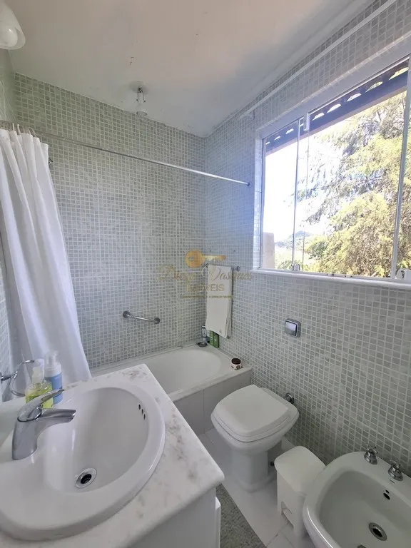 Imagem Casa para Venda em Teresópolis / RJ no bairro Albuquerque