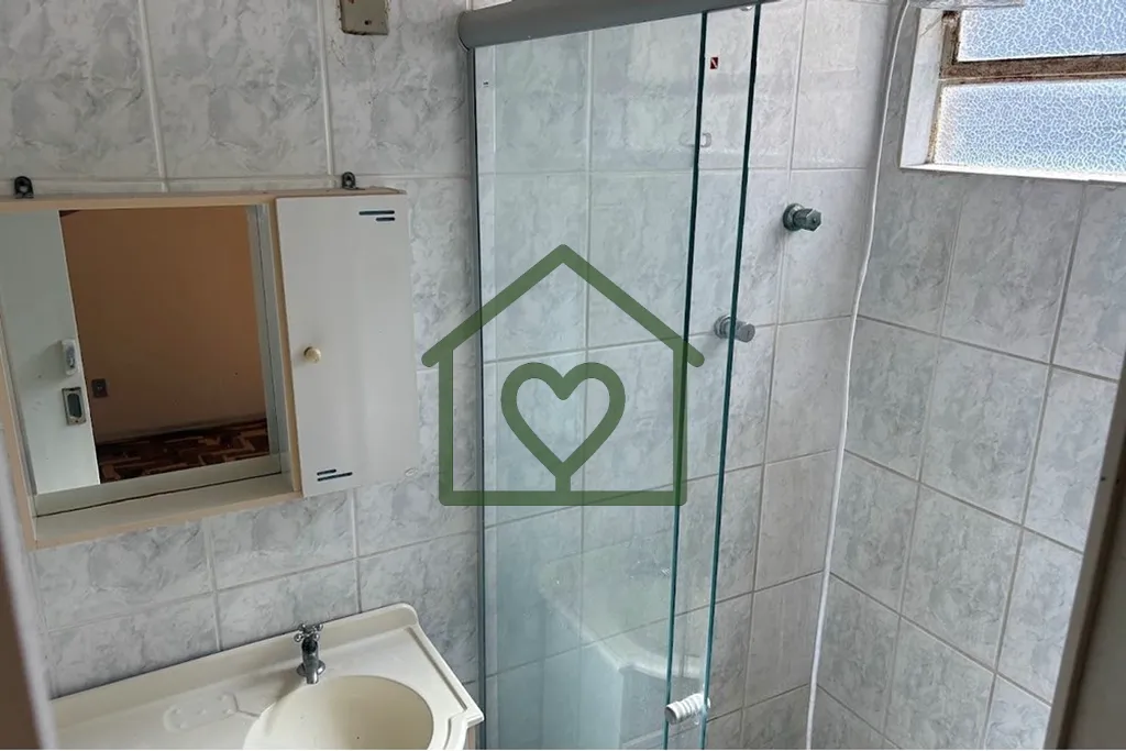 Imagem Apartamento no terceiro pavimento, em ótimas condições de conservação, com sala e dormitório a...