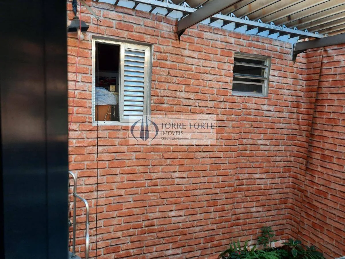 Imagem Casa de 152m² com 3 dormitórios e 2 vagas no Alto do Pari