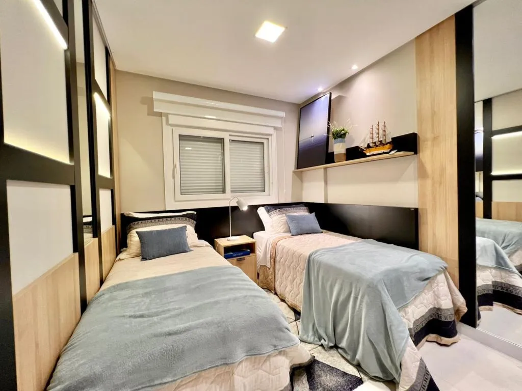Imagem Apartamento 2 Dormitórios - Bairro Navegantes