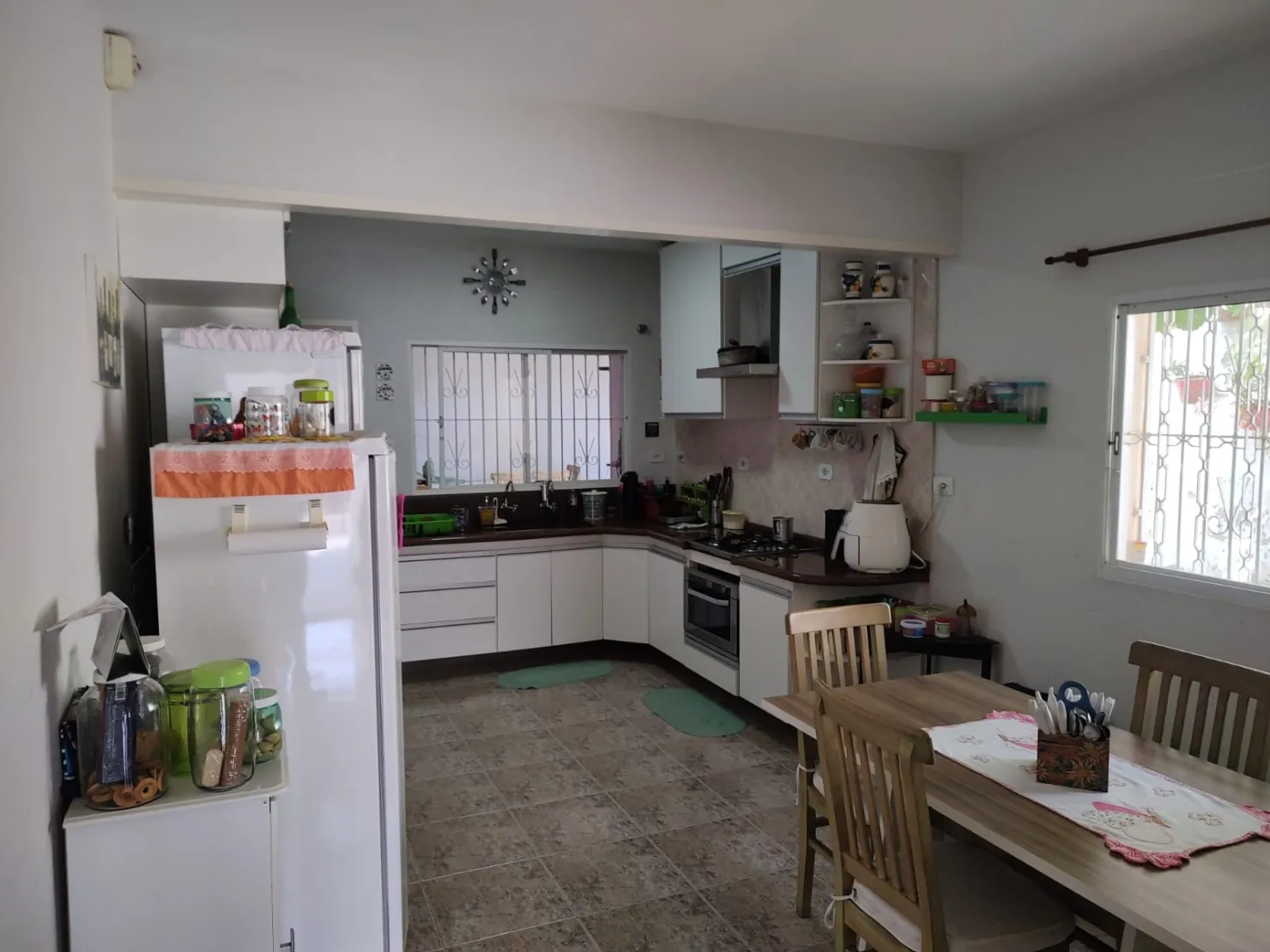 Imagem Casa à venda 3 Quartos, 3 Vagas, 250M², Vila São Geraldo, Taubaté - SP