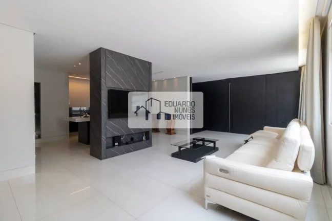 Imagem APARTAMENTO TODO REFORMADO NO LOURDES!