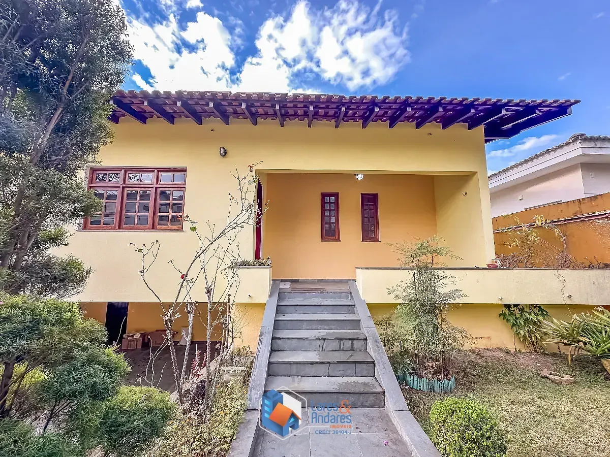 Foto do imóvel Casa de vila para venda em Parque dos Príncipes com 4 quartos, sendo 2 suítes, 352m² em Rua Flávio Iazzetti