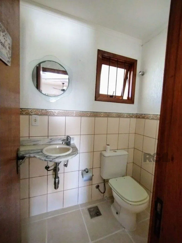 Imagem Casa de 3 dormitórios no bairro Ipanema - Porto Alegre