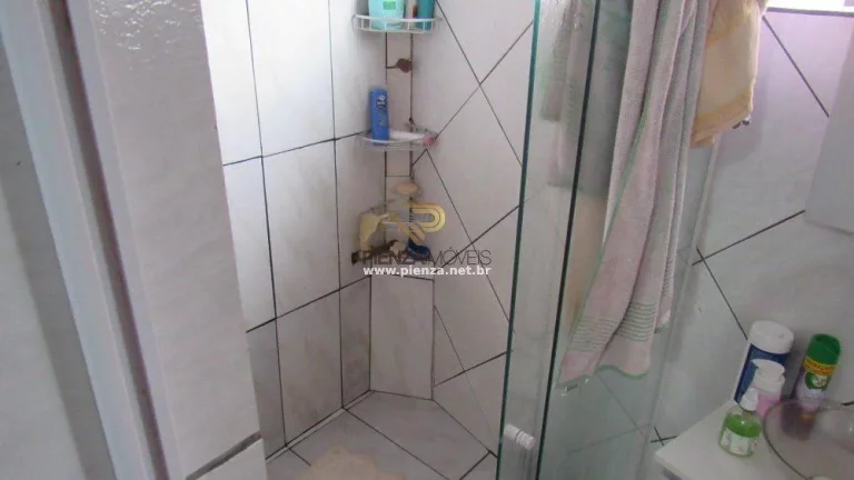 Imagem Casa para Venda em Concórdia, Industriários, 6 dormitórios, 4 banheiros