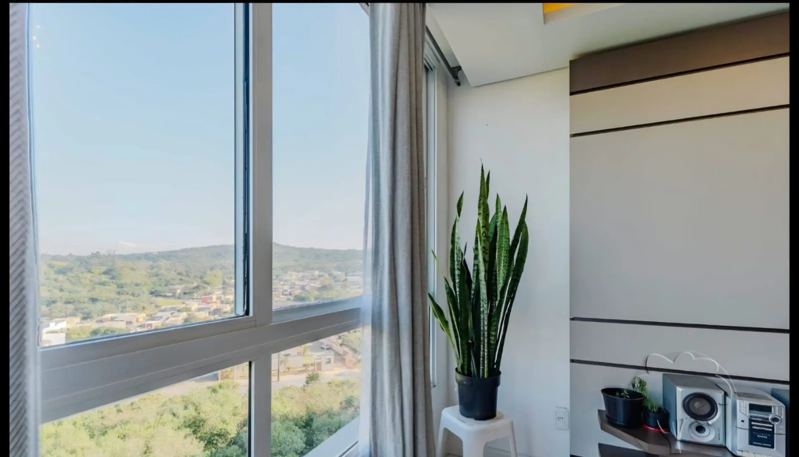 Imagem Apartamento à venda no Condomínio Forest Park | 3 Dormitórios com Suíte e Vista Livre