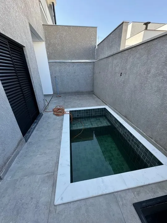 Imagem Casa Alto Padrão de 117m² no Condomínio Horto Florestal Villagio!