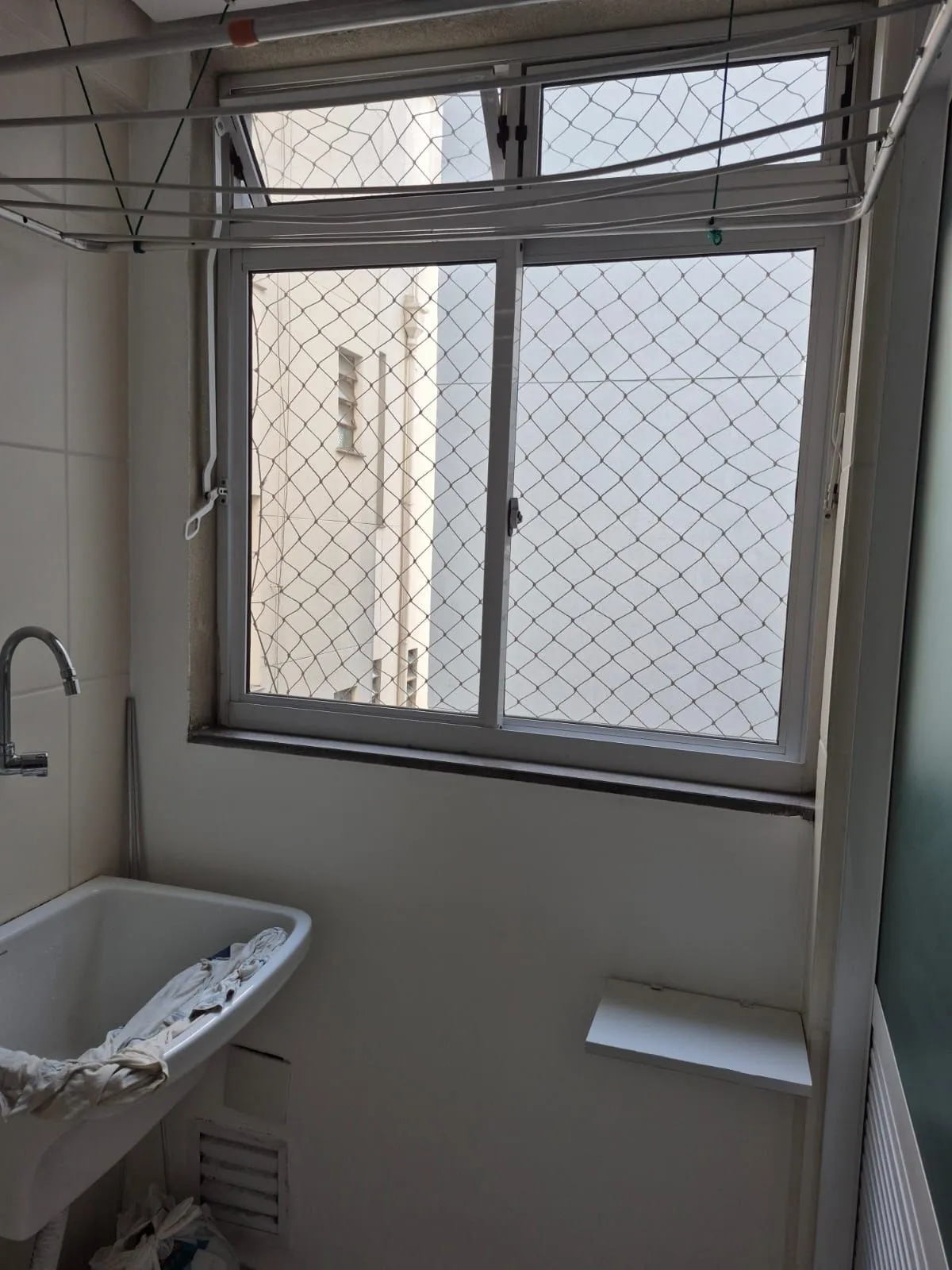 Imagem Apartamento no Centro de 2 dormitórios e 2 vagas DESOCUPADO