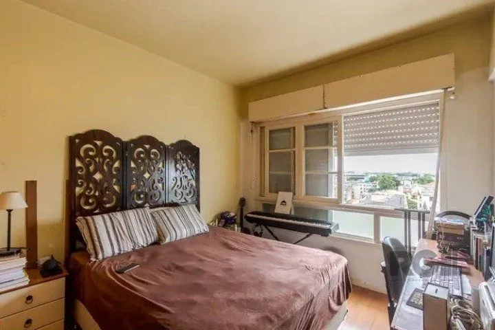 Imagem Apartamento 02 dormitórios no Bairro Floresta em Porto Alegre