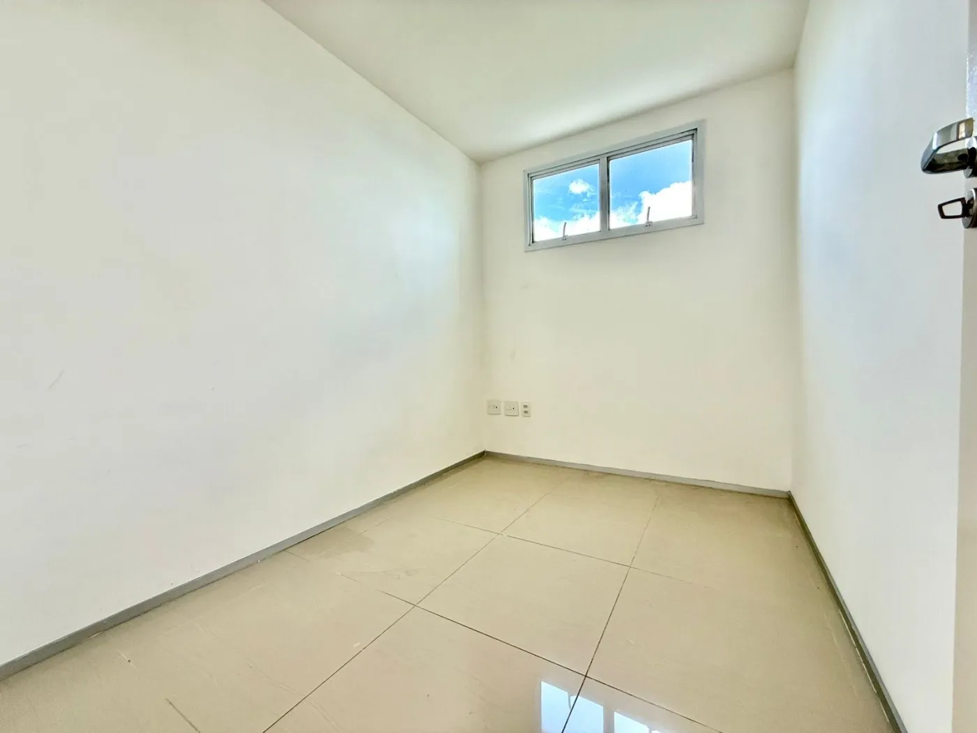 Imagem Apartamento para Venda, Parquelândia, 3 dormitórios, 2 suítes, 3 banheiros, 2 vagas