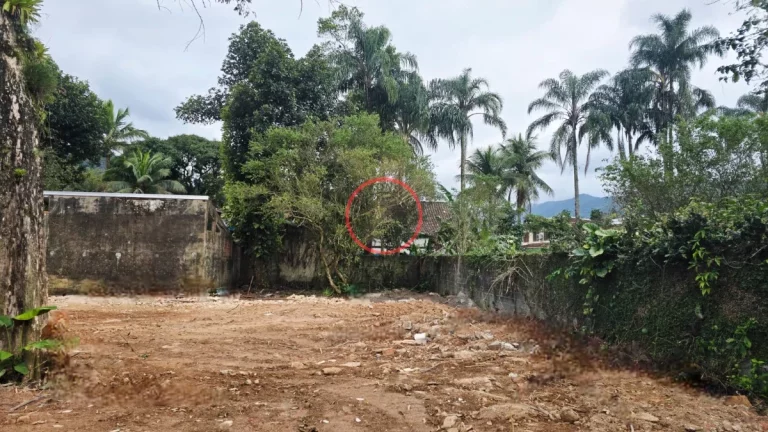 Imagem TERRENO EM BOIÇUCANGA 1300 METROS QUADRADOS, TODO MURADO,BEM LOCALIZADO,PERTO DE TODA ESTRUTURA DO BAIRRO.OPORTUNIDADE