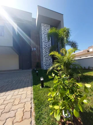Imagem Sobrado Maravilhoso 288 m² 4 Dormitorios 3 Suites Permuta menor Valor ABC