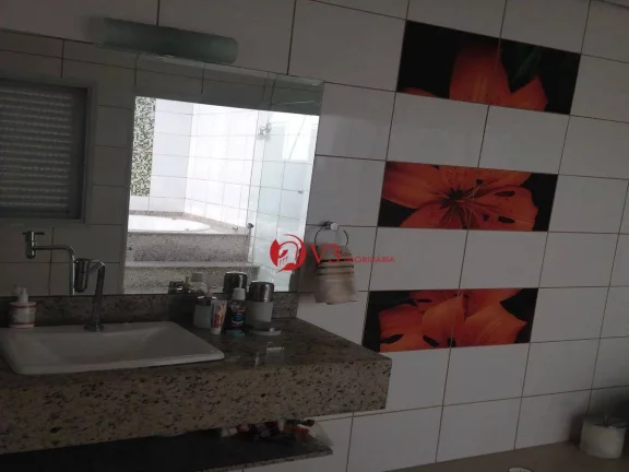 Imagem Sobrado com 3 dormitórios à venda, 250 m por R$ 1.100.000,00 - Parque São Jorge - São Paulo/SP