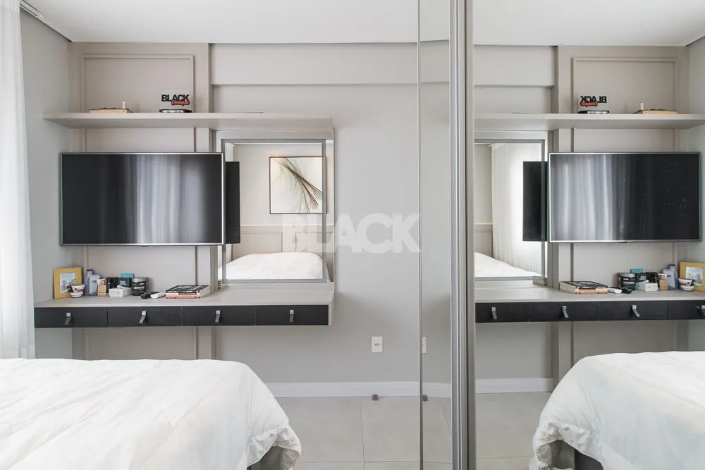 Imagem Apartamento à venda em Torres, Centro, com 2 quartos, 84.21m2