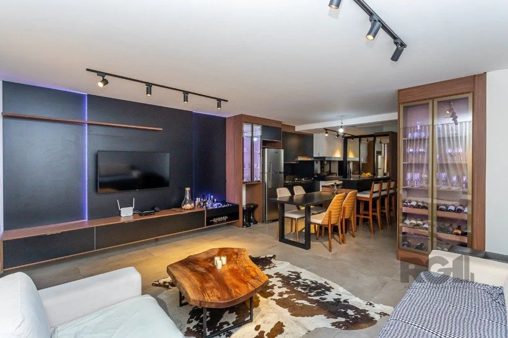 Imagem Apartamento DUPLEX no bairro Chácara das Pedras de 2 dormitórios e 2 vagas