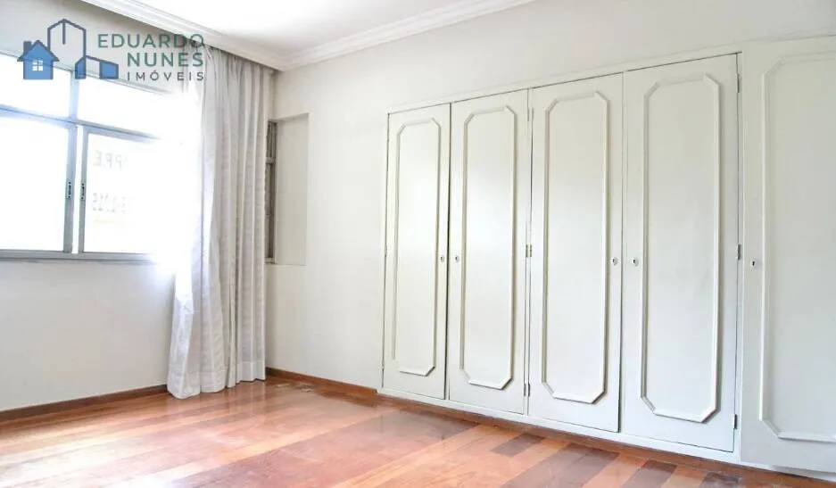 Imagem Apartamento à Venda em Lourdes | Em Frente à Praça da Assembleia |4 Quartos