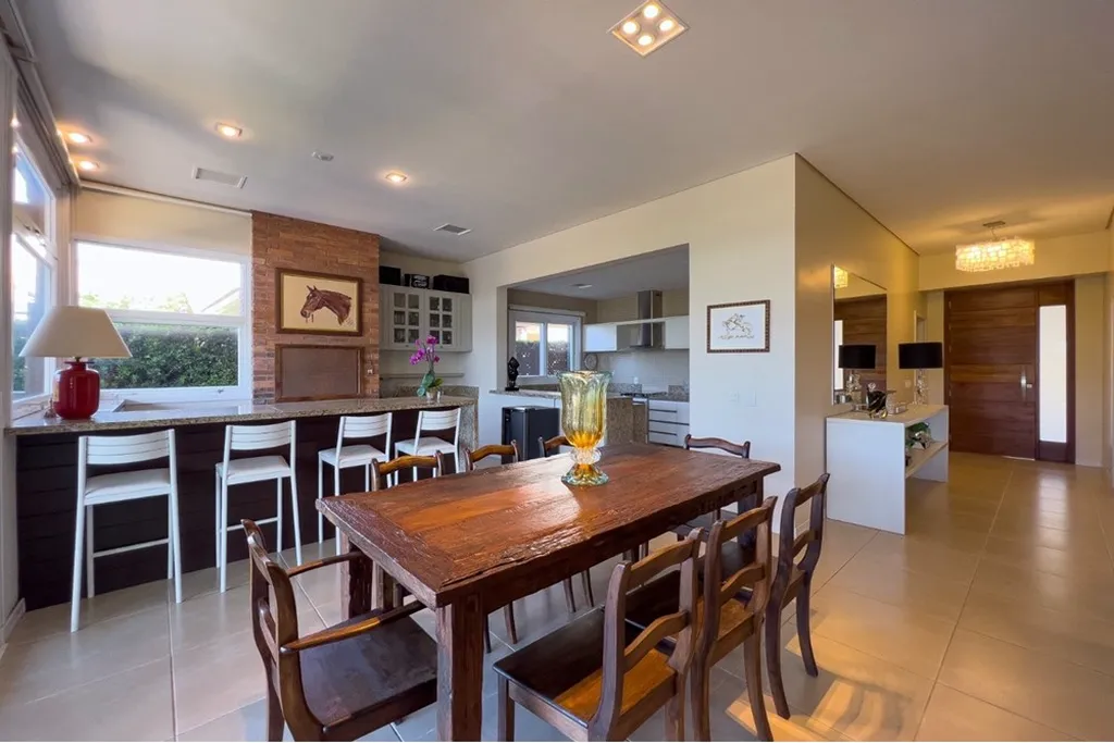 Imagem Casa de condomínio à venda em Xangri-Lá, Centro, com 4 quartos, 274m2