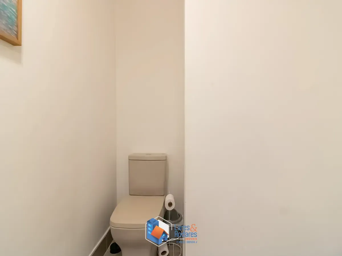 Imagem Conjunto comercial para venda e locação em Cerqueira César, 55m²