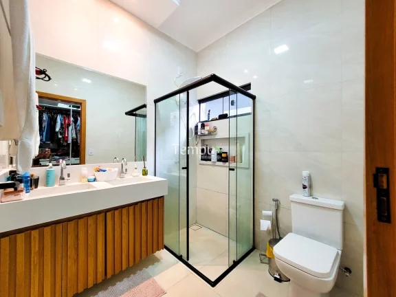 Imagem Casa Alto Padrão, 3 quartos 1 suíte com closet, em Bairro São Francisco 1, Senador Canedo/GO