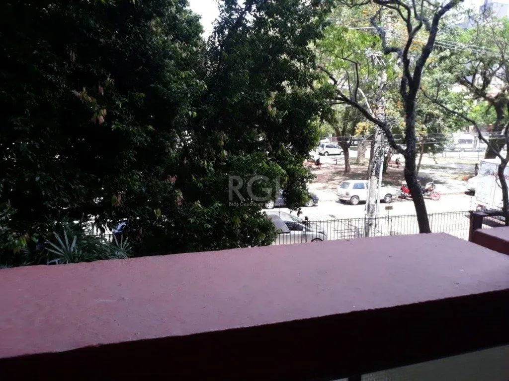 Imagem Apartamento 03 dormitórios (01 suíte), com vaga escriturada, no bairro Santana, em Porto Alegre - RS