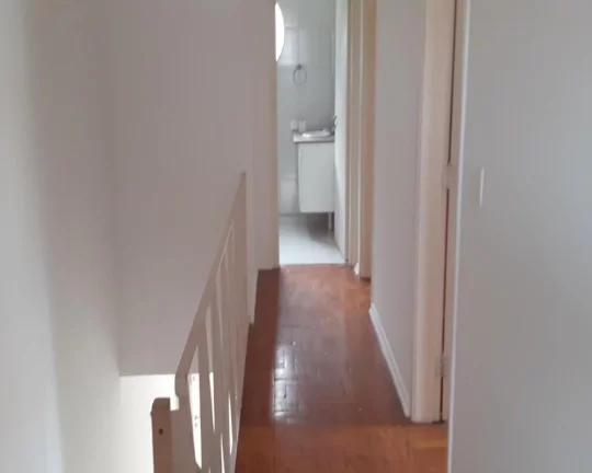 Imagem sobrado com 3 quartos e ótima localização FL26