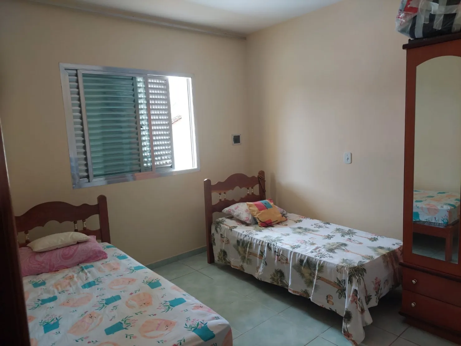 Imagem Casa à venda 3 Quartos, 3 Vagas, 250M², Residencial Mombaça, Pindamonhangaba - SP