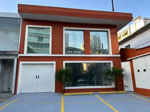 Imagem Casa comercial com 402m2 em Moema