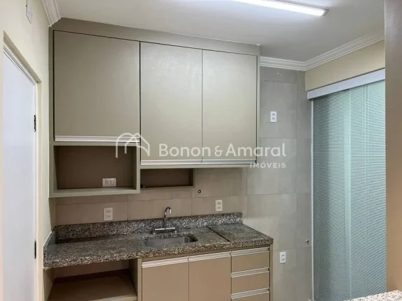 Imagem Cobertura com dois pisos duplex, recém reformada.

Próximo a supermercados (Taquaral e Dalben), ba...