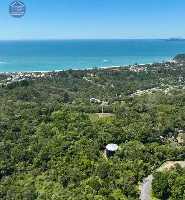 Área no Estaleiro Grande! em Rua Daniel Anastácio Fraga - Estaleiro Grande, Balneário Camboriú - SC
