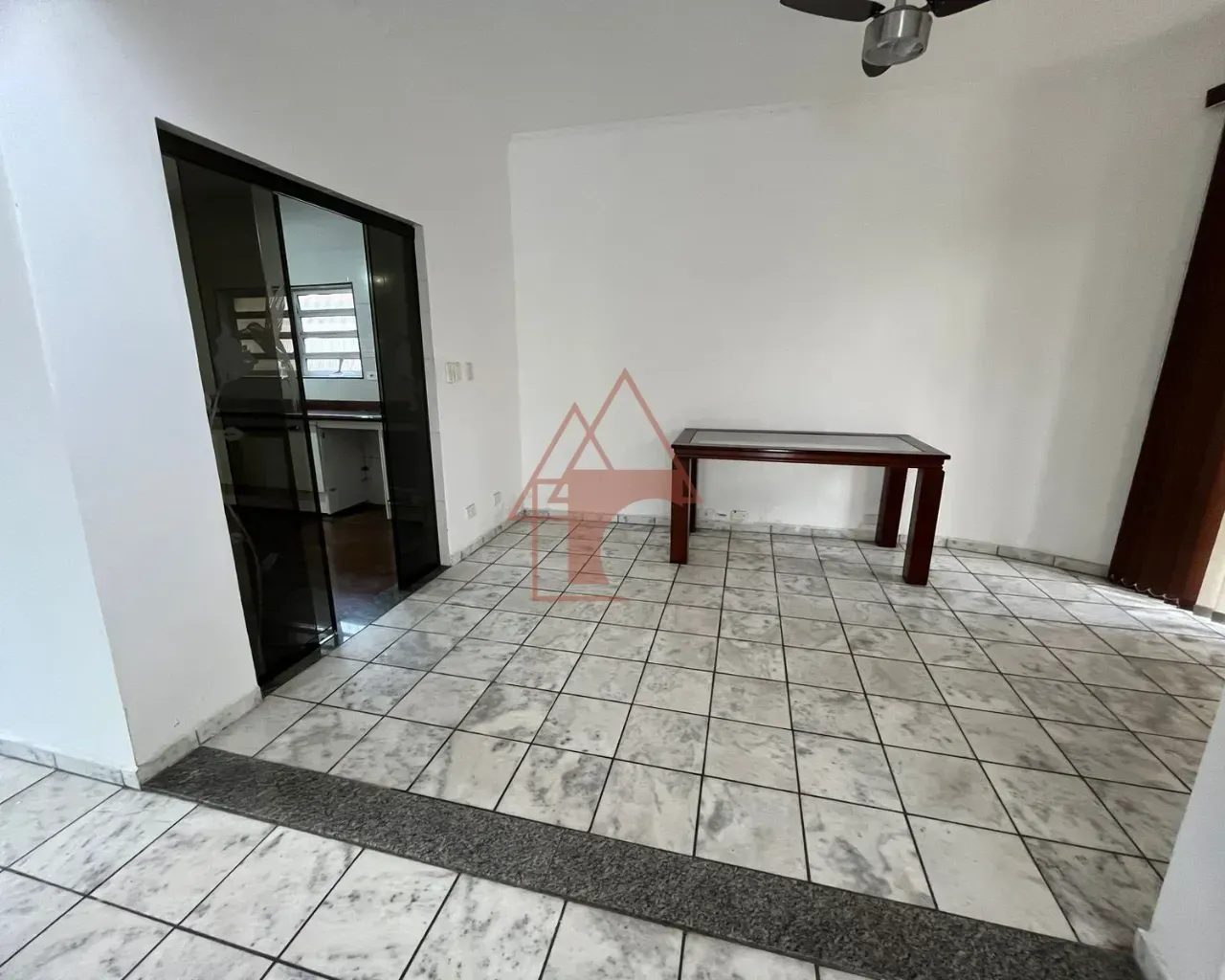 Imagem Sobrado com 4 Quartos à Venda, 367 metros em Vila Ponte Nova - Cubatão