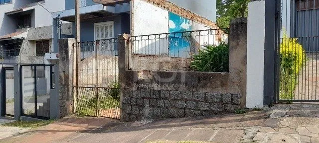 Imagem Terreno para Venda - 290.4m², 0 dormitórios, Santo Antonio, Porto Alegre