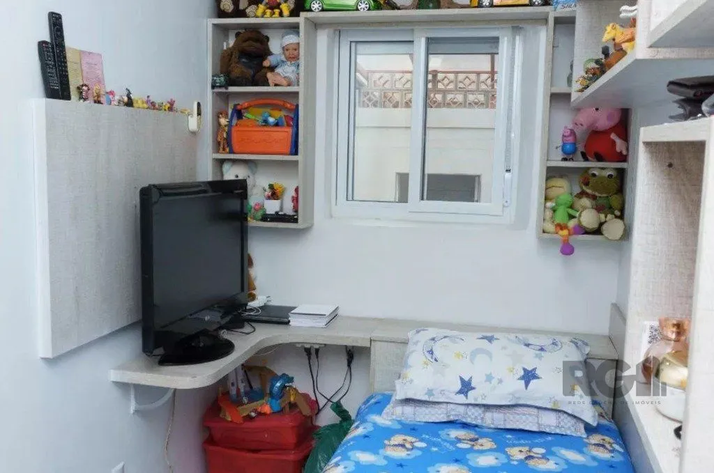Imagem Casa 164m², 3 dormitórios, 3 vagas no bairro Jardim Carvalho