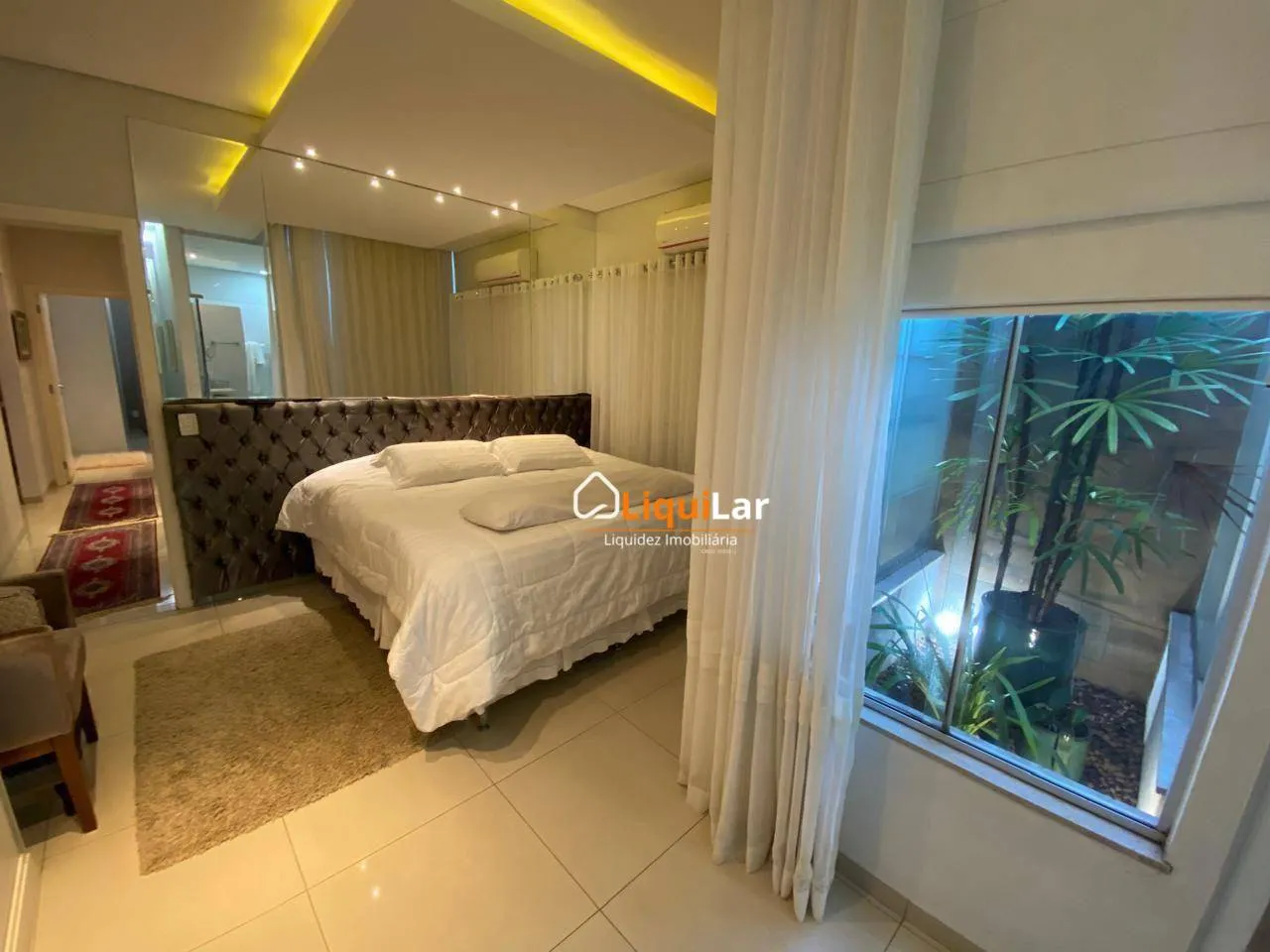 Imagem Lindíssima Casa com 3 suítes completa com armários