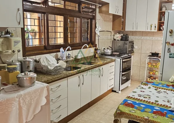 Imagem Casa Padrão Térrea com Terreno
