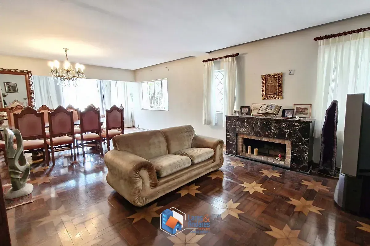 Imagem Sobrado para venda em Cambuci com 6 quartos, sendo 4 suítes, 473m²