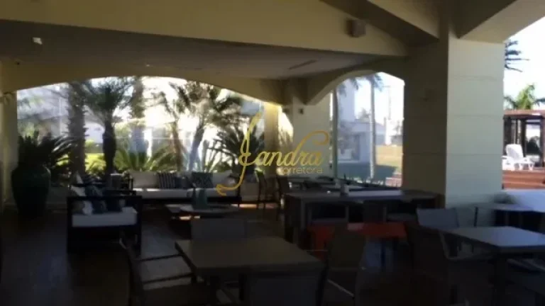 Imagem Lote em condomínio em Torres beira mar com 540m²