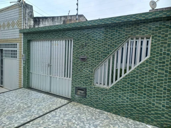 Imagem Casa no Arnaldo Dantas - 3 Quartos, Suíte, 150m², 1 Vaga de Garagem!