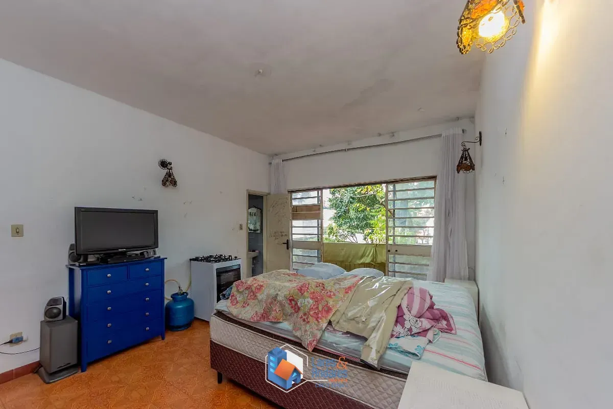Imagem Sobrado para venda em Planalto Paulista com 3 quartos, sendo 1 suíte, 288m²