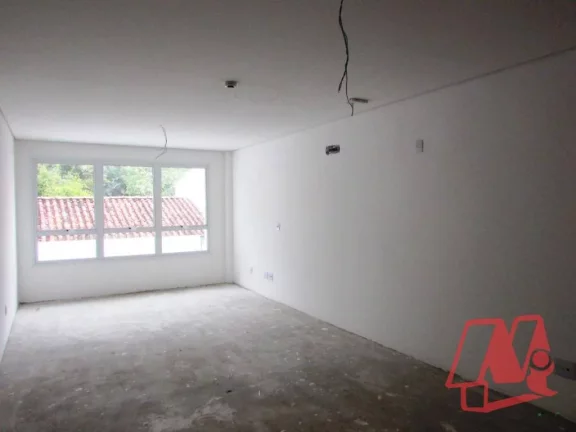Imagem No bairro Higienópolis, sala de 43m² com vaga.